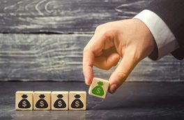 بازار سرمایه در جذب طلا و ارز در کدام مسیر قرار دارد