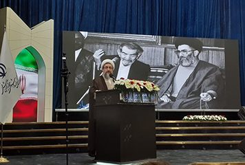  صرف علاقه مندی به شعر و ادب نمی تواند انسان را به مقام شهریار برساند